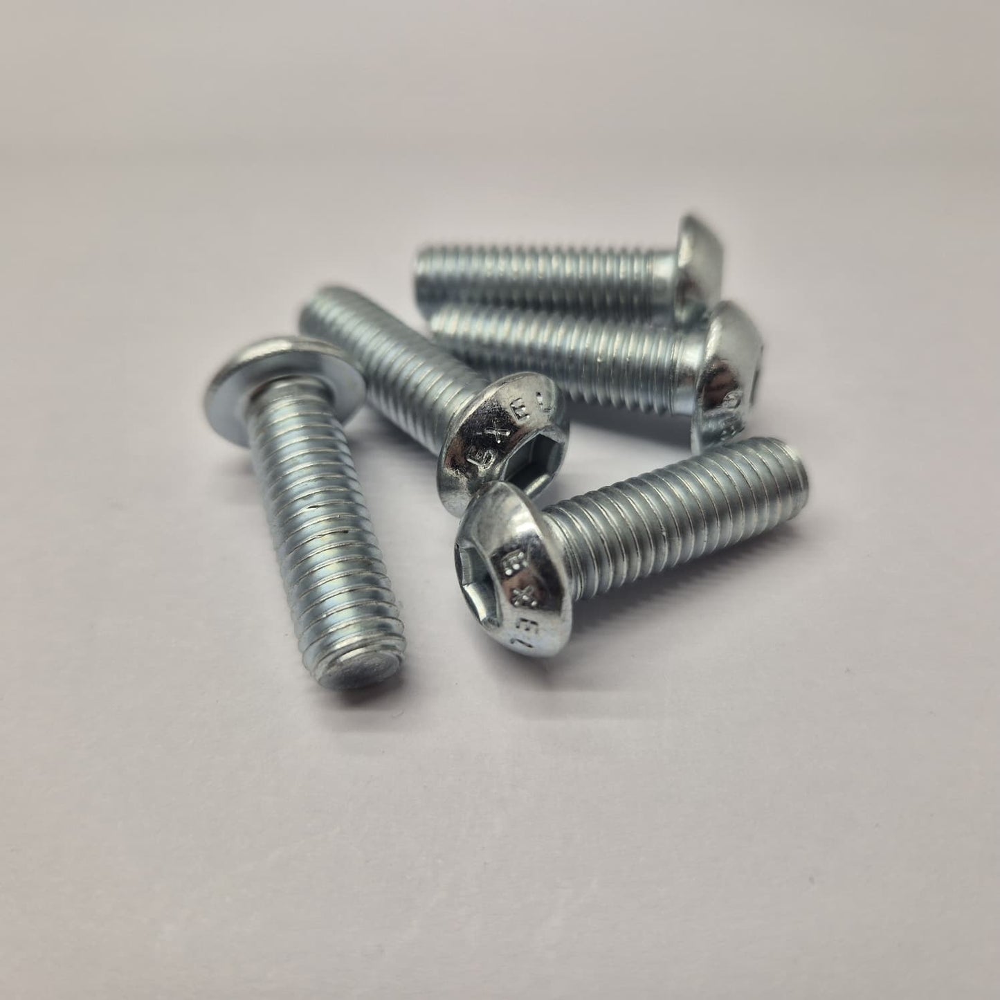 VITE TBEI M8 (5pz)