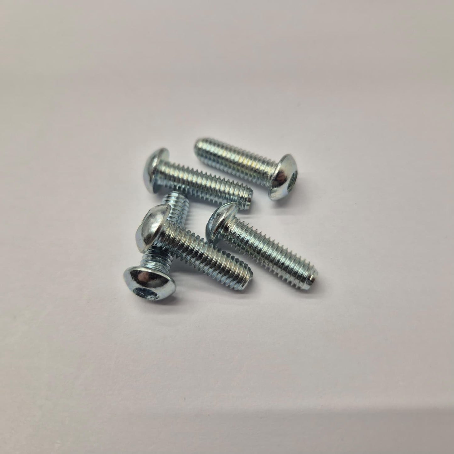 VITE TBEI M8 (5pz)